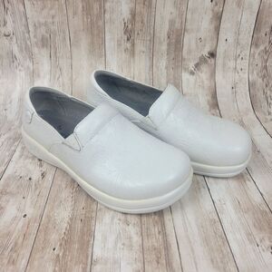 Alegria Keli White Leather Clogs size 36